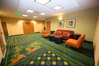 Lobby Fairfield Inn & Suites Seattle Bremerton