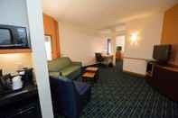 Common Space Fairfield Inn & Suites Seattle Bremerton