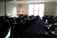 Bar, Cafe and Lounge Adamton Country House Hotel