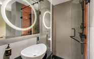 Toilet Kamar 6 Ginger Pune Wakad