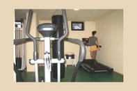 Fitness Center New Line Village Apartments