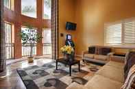 Lobby Best Western Burbank Airport Inn