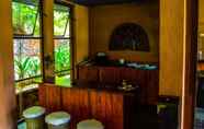 Lobi 5 Rainforest Boutique Resort