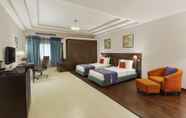 Bedroom 2 City Heart Sarovar Portico