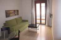 พื้นที่สาธารณะ Apartamentos Metrópolis Sevilla