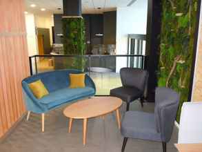 Lobby 4 Sure Hotel by Best Western Nantes Beaujoire