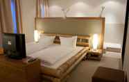 Kamar Tidur 5 Friendly City Hotel Oktopus