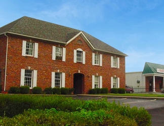 Exterior 2 Old Bardstown Inn