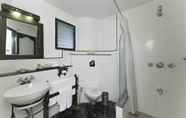 In-room Bathroom 7 Sparsa Thiruvannamalai