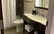 Toilet Kamar 2 Sheraton Brooklyn New York Hotel