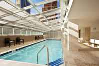 Swimming Pool Sheraton Brooklyn New York Hotel