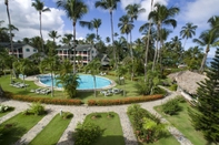 Hồ bơi Hotel Residence Playa Colibri