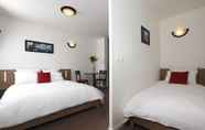 Bedroom 7 Appart'City Confort Paris Clichy Mairie