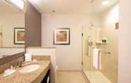 In-room Bathroom 7 Courtyard by Marriott Greenville Downtown