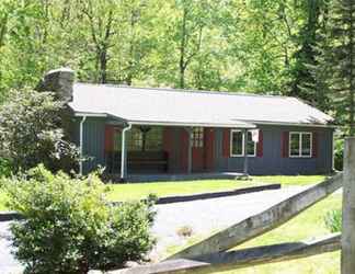 Exterior 2 Cabin Creekwood