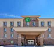Exterior 3 Holiday Inn Express Hotel & Suites TOPEKA NORTH, an IHG Hotel