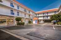 Exterior Motel 6 Monterey Park, CA