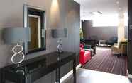 Lobi 2 Hampton by Hilton Liverpool City Center