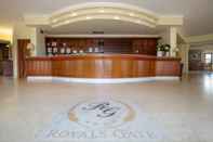 Lobi Royals Gate Hotel