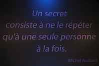 Sảnh chờ Secret de Paris - Hotel & Spa