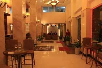 Lobi 4 Princes Catba Hotel