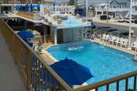 Swimming Pool Roman Holiday Motel