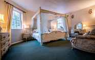 Kamar Tidur 7 Fox & Hounds Country Hotel