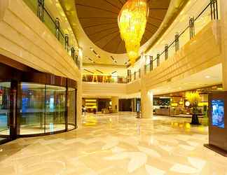 Lobi 2 Wyndham Grand Plaza Royale Hangzhou