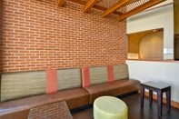 Common Space Hyatt Place Chicago/Naperville/Warrenville