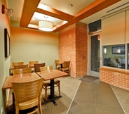 Restoran 5 Hyatt Place Chicago/Naperville/Warrenville