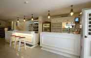 Bar, Kafe, dan Lounge 2 Hotel Salus