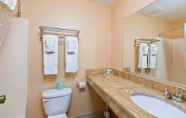 Toilet Kamar 4 Rodeway Inn & Suites Hephzibah Augusta