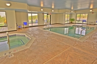 Swimming Pool TownePlace Suites by Marriott Scranton Wilkes-Barre