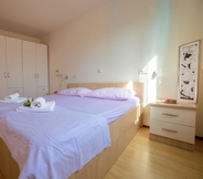 Bedroom 3 Beach Apartments Lavica