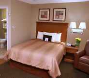 Kamar Tidur 3 MainStay Suites Denham Springs - Baton Rouge East