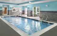 สระว่ายน้ำ 6 SpringHill Suites by Marriott Long Island Brookhaven