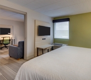 Phòng ngủ 3 Holiday Inn Express Pittston - Scranton Airport, an IHG Hotel