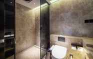 In-room Bathroom 2 Mercure Harbin Central Street Sophia Church