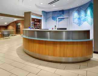 Lobi 2 SpringHill Suites by Marriott Pittsburgh Bakery Square