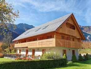 Bangunan 4 Hotel & Villa STARE at Lake Bohinj