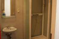 In-room Bathroom 101 Guesthouse Hotel