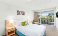 Bedroom 5 Quality Suites Pioneer Sands