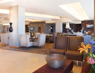 Sảnh chờ 2 Holiday Inn Rosebank, an IHG Hotel