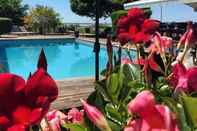 Swimming Pool La Citadelle