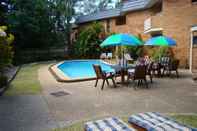 Swimming Pool Noosa Yallambee Holiday Apartments