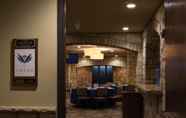 Functional Hall 3 The Oread Lawrence, Tapestry Collection by Hilton