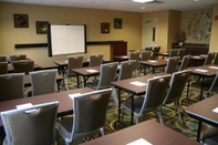 Functional Hall Hampton Inn Dandridge