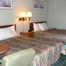 Kamar Tidur 4 Royal Inn Knoxville Airport Alcoa