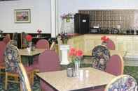 Restaurant Royal Inn Knoxville Airport Alcoa