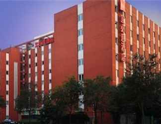 Luar Bangunan 2 ibis Chengdu Yongfeng Hotel